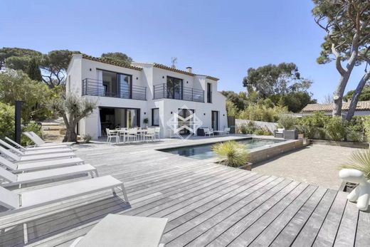 빌라 / 생 트로 페, Var