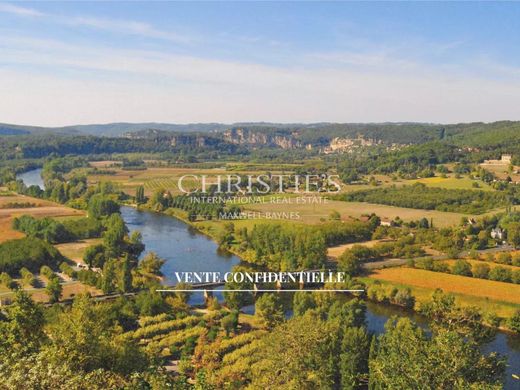 Château à Périgueux, Dordogne
