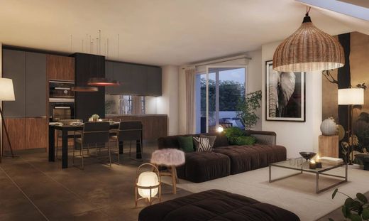 Apartment / Etagenwohnung in Sceaux, Hauts-de-Seine