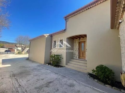 Casa de lujo en Brouzet-lès-Alès, Gard