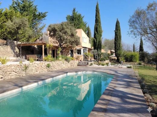 Luxury home in Cotignac, Var