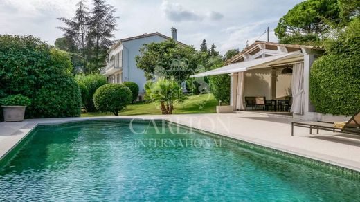 ﻓﻴﻼ ﻓﻲ La Roquette-sur-Siagne, Alpes-Maritimes