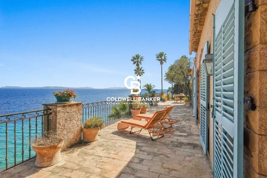 Villa a Rayol-Canadel-sur-Mer, Var