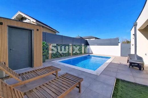 Casa di lusso a Valserhône, Ain