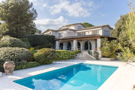 Villa in Saint-Paul-de-Vence, Alpes-Maritimes
