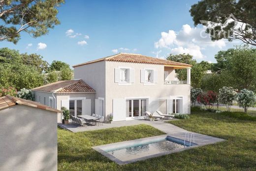 Villa in L'Isle-sur-la-Sorgue, Vaucluse