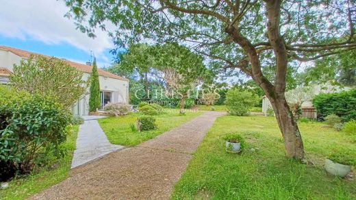 Luxury home in Le Grand-Village-Plage, Charente-Maritime