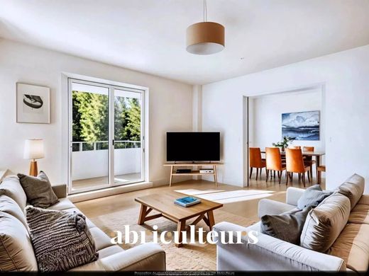 Apartment in Nation-Picpus, Gare de Lyon, Bercy, Paris