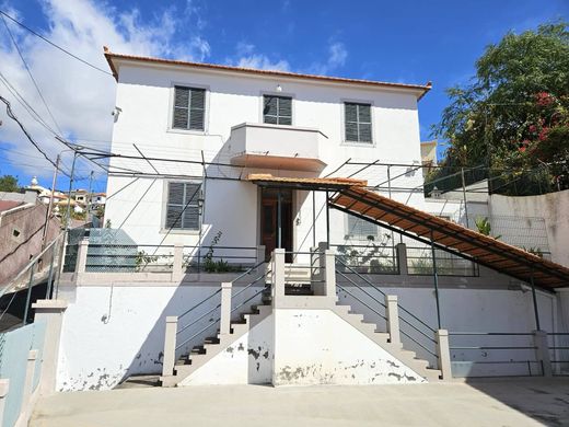 Πολυτελή κατοικία σε Φουντσάλ, Funchal