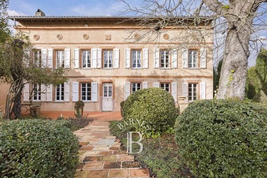 Luxe woning in Saint-Sulpice-la-Pointe, Tarn