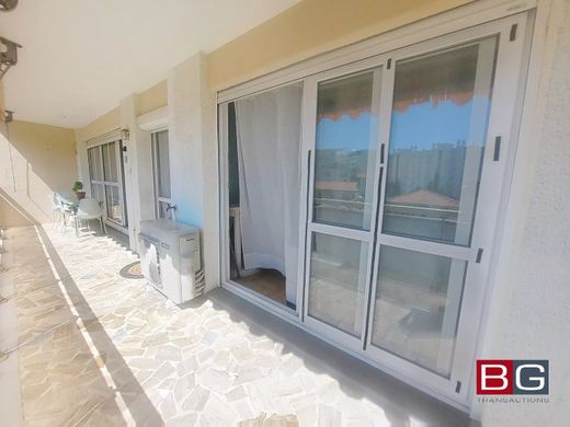 Appartement à Juan-les-Pins, Alpes-Maritimes