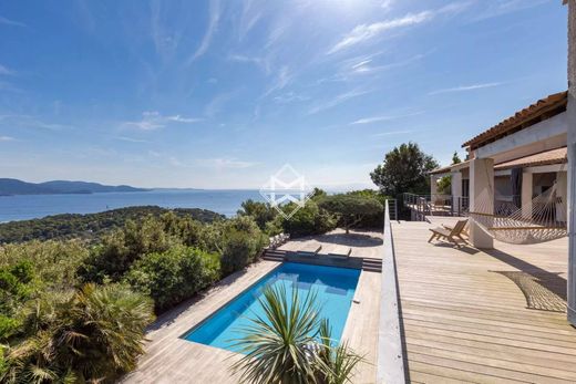 Villa in Bormes-les-Mimosas, Var