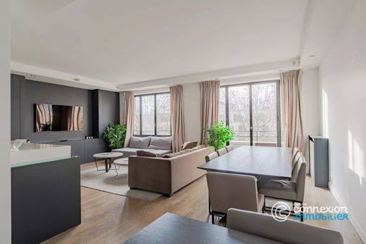 Apartment in La Muette, Auteuil, Porte Dauphine, Paris