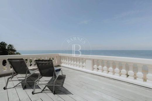 호화 저택 / Deauville, Calvados