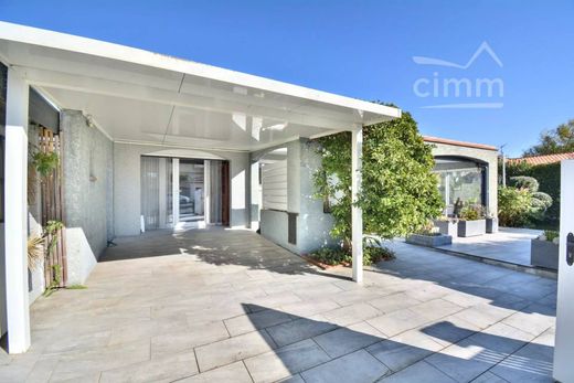 빌라 / Saint-Cyprien, Pyrénées-Orientales