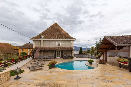 Luxury home in Les Avenières, Isère