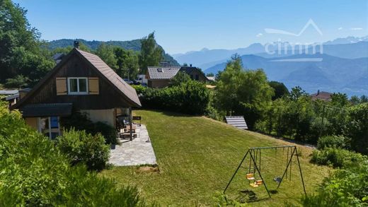 Casa di lusso a Saint-Hilaire, Isère