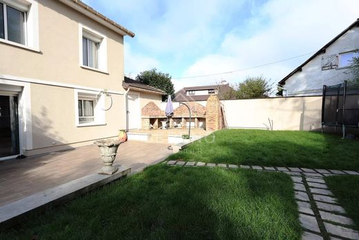 Luxury home in Champs-sur-Marne, Seine-et-Marne