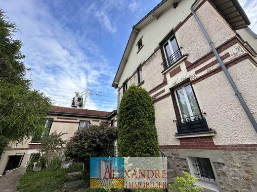 Casa de lujo en Arcueil, Valle de Marne