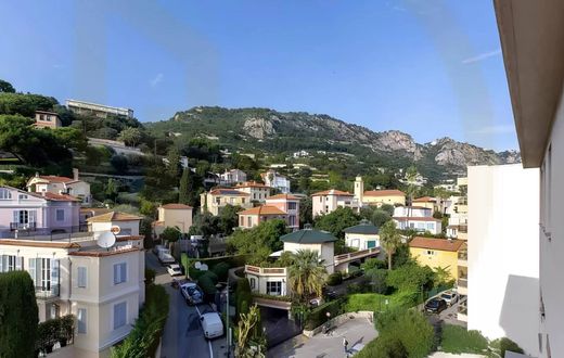 Apartment / Etagenwohnung in Beaulieu-sur-Mer, Alpes-Maritimes
