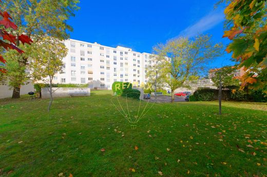 ‏דירה ב  Nanterre, Hauts-de-Seine