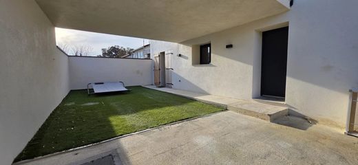 Πολυτελή κατοικία σε Miramas, Bouches-du-Rhône