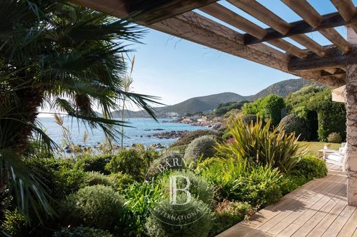 Maison de luxe à Ajaccio, Corse-du-Sud