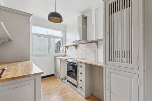 Piso / Apartamento en Neuilly-sur-Seine, Altos de Sena