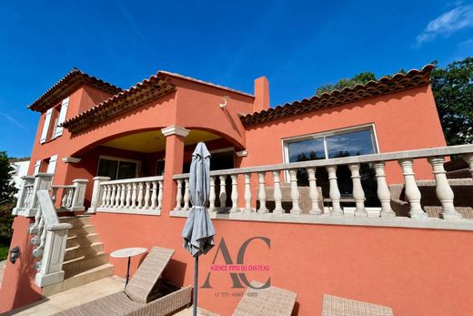 Luxury home in Rocbaron, Var