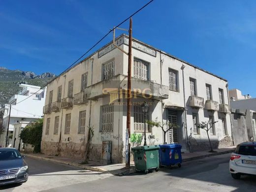 Edificio en Loutráki, Corinthia