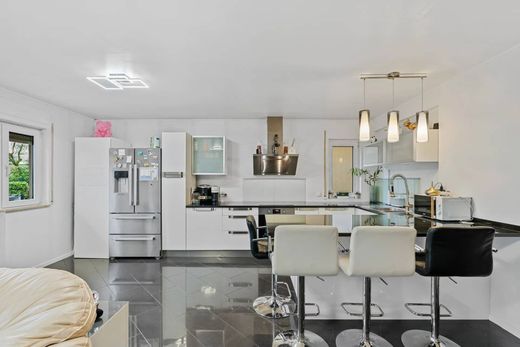 Daire Soleuvre, Sanem