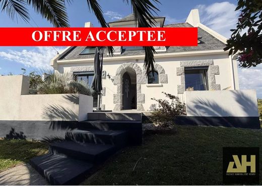 Maison de luxe à Le Relecq-Kerhuon, Finistère