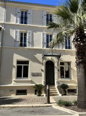 아파트 / Sainte-Maxime, Var