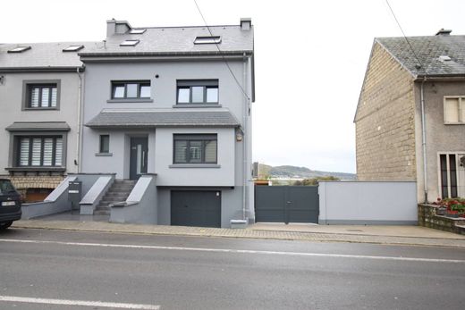 Luxe woning in Athus, Province du Luxembourg