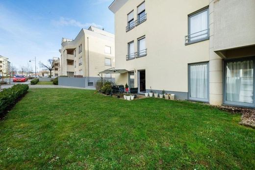 Piso / Apartamento en Strassen, Canton de Luxembourg