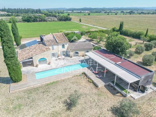 Luxury home in Arles, Bouches-du-Rhône