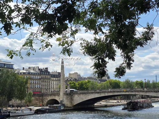 Apartment / Etagenwohnung in Beaubourg, Marais, Notre Dame - Ile de La Cité, Paris