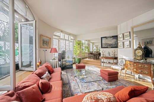 Apartament w Tour Eiffel, Invalides – Ecole Militaire, Saint-Thomas d’Aquin, Paris