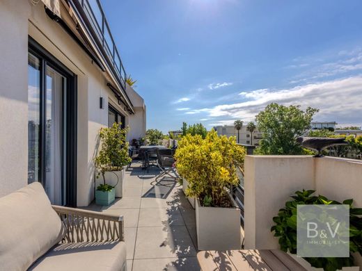 Apartment in Saint-Laurent-du-Var, Alpes-Maritimes