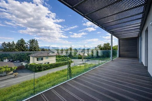 Квартира, Divonne-les-Bains, Ain