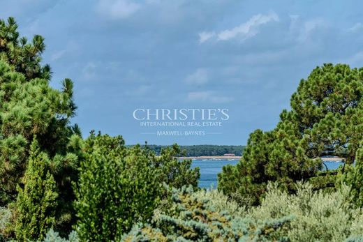 Luxury home in Pyla sur Mer, Gironde