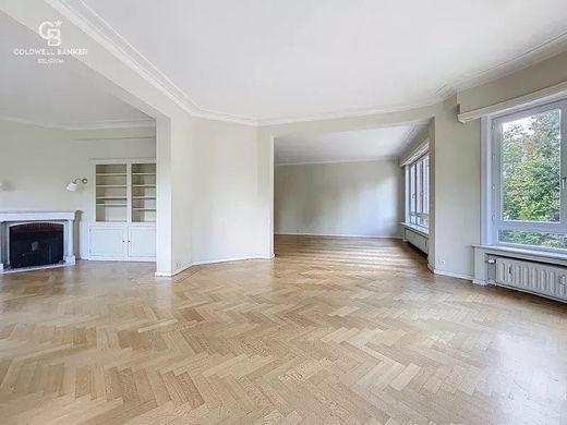 Apartment / Etagenwohnung in Uccle/Ukkel, Region Brüssel-Hauptstadt