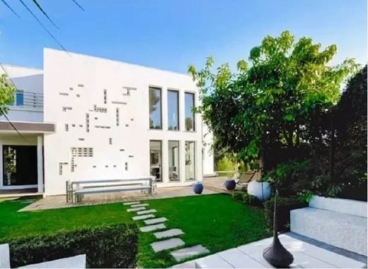 Luxury home in Cannes, Alpes-Maritimes