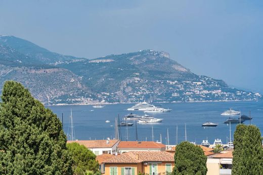 Saint-Jean-Cap-Ferrat, Alpes-Maritimesのアパートメント