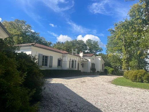 Luxe woning in Arcangues, Pyrénées-Atlantiques