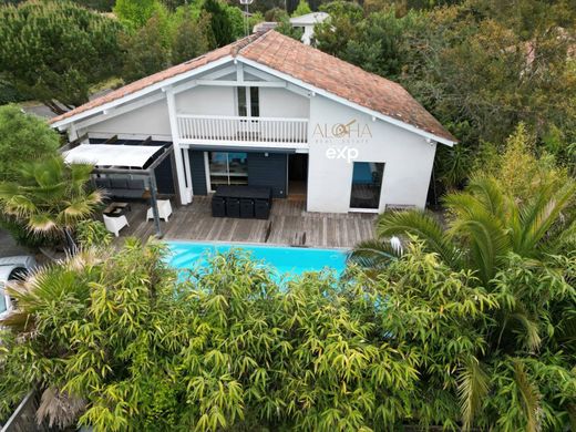 Luxury home in Messanges, Landes