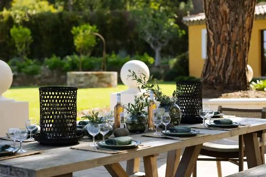 ‏בתים כפריים או חוות ב  רמטואל, Var