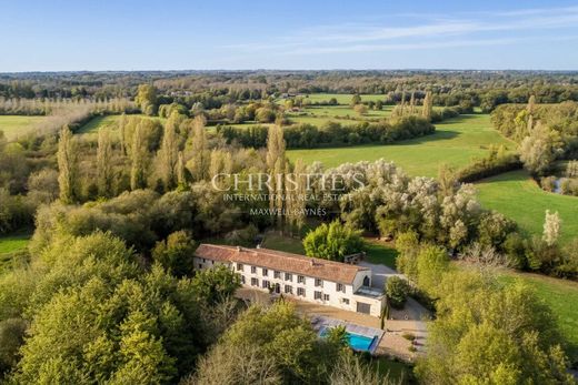 Casa di lusso a Saint-Laurent-d'Arce, Gironda