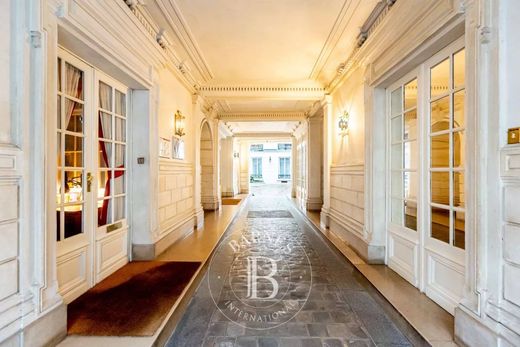 Apartment in La Muette, Auteuil, Porte Dauphine, Paris