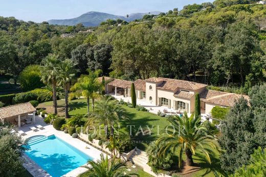 Luxury home in La Colle-sur-Loup, Alpes-Maritimes